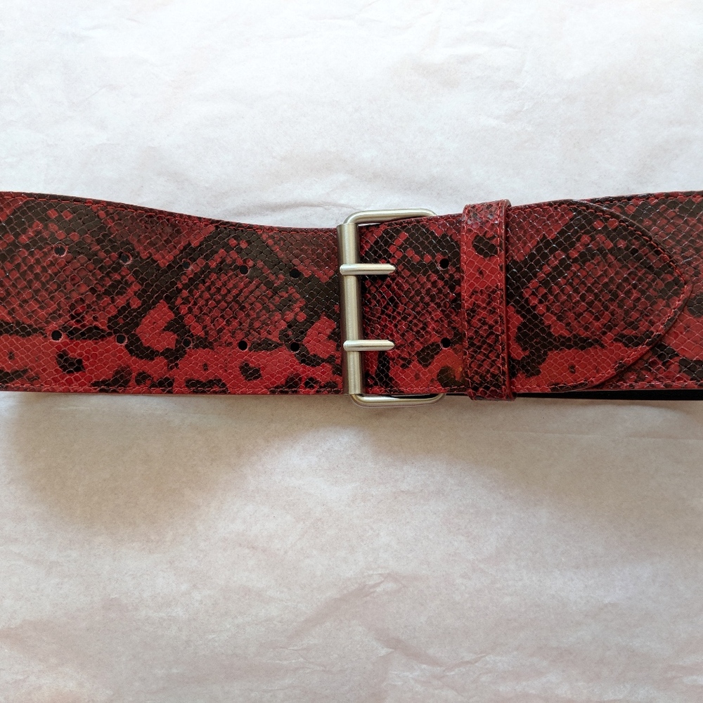 Kenneth Cole belt